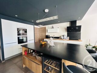  Maison  vendre 5 pices 186 m