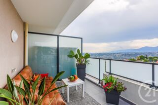  Appartement à louer 3 pièces 58 m²