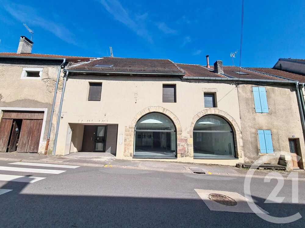 CELLULE COMMERCIALE + APPARTEMENT TYPE 4 libres. C'e....