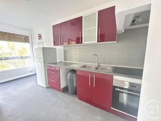  Appartement à louer 3 pièces 75 m²