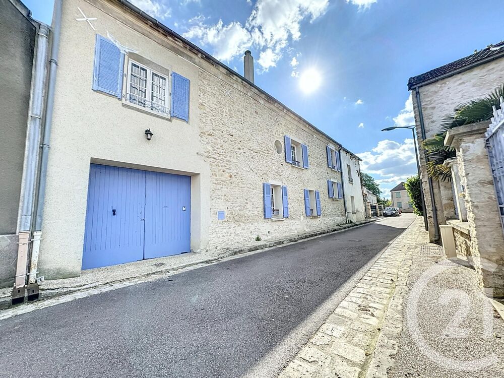 Century 21 Hennequin vous présente à la vente cette bâti....