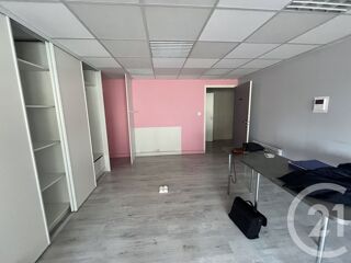  Appartement à vendre 2 pièces 77 m² Boulogne sur mer