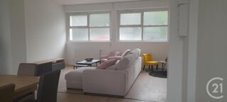  Appartement à louer 8 pièces 150 m² Tours