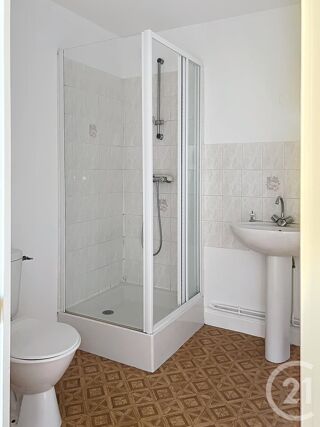  Appartement à louer 1 pièce 27 m²