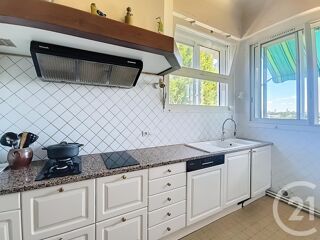  Maison � vendre 10 pi�ces 294 m�