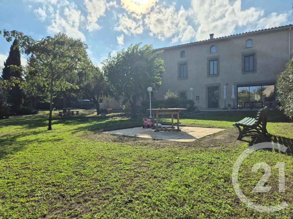 Maison 13 pièces 472 m² · à Carcassonne · 472 m² · 699 000 €