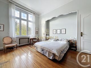  Maison � vendre 10 pi�ces 300 m�