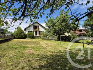  Maison  vendre 5 pices 209 m