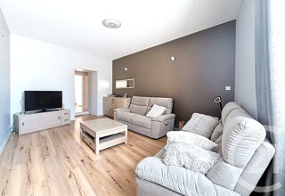  Maison � vendre 8 pi�ces 260 m�