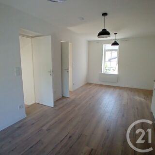  Appartement à louer 3 pièces 41 m²