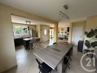  Maison à louer 5 pièces 171 m²