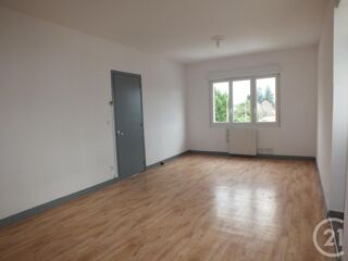  Appartement à louer 3 pièces 79 m²