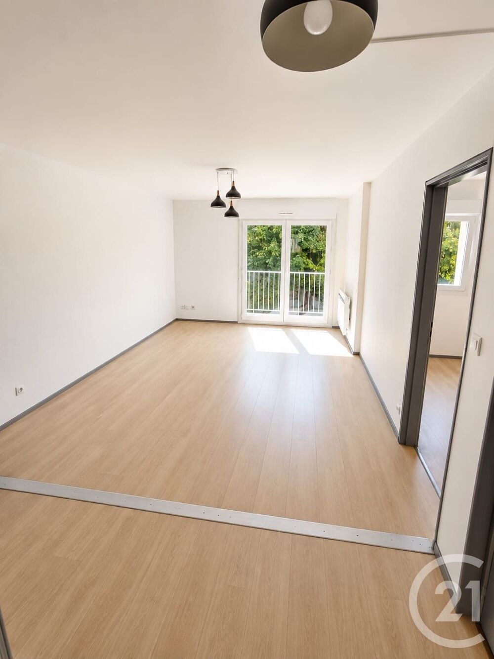 location Appartement - 4 pièce(s) - 77 m² Vieux-Charmont (25600)
