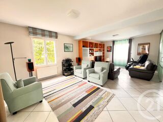  Maison � vendre 10 pi�ces 268 m�