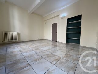  Appartement à louer 2 pièces 37 m²
