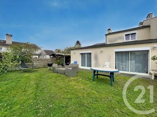 Maison 6 pièces 109 m² · à Saint-Pierre-lès-Nemours · 109 m² · 213 000 €