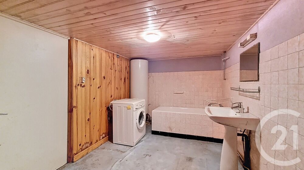 vente Maison - 7 pièce(s) - 450 m² Bouhans-lès-Montbozon (70230)