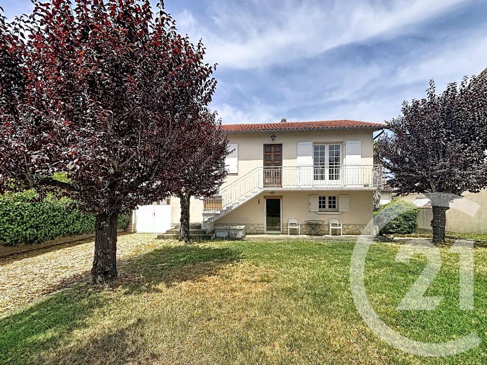 CENTURY 21 vous propose cette habitation située en plein....