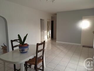  Maison à louer 4 pièces 121 m²