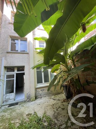  Immeuble à vendre 200 m²