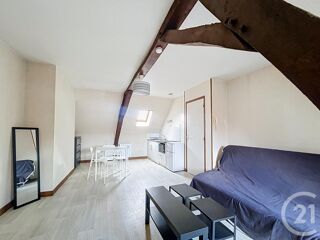 location Appartement - 1 pièce(s) - 25 m² Saint-Pourçain-sur-Sioule (03500)