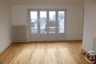 location Appartement - 3 pièce(s) - 77 m² Boulogne-sur-Mer (62200)