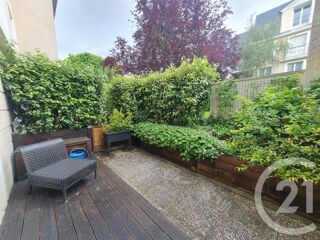  Appartement à louer 1 pièce 28 m²