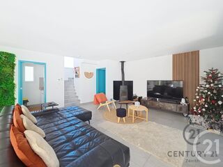  Maison  vendre 7 pices 210 m