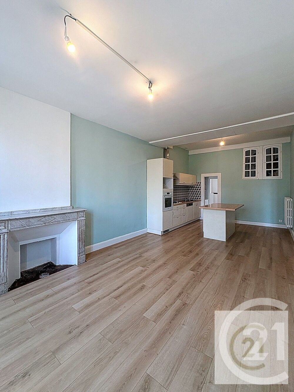 location Maison - 6 pièce(s) - 209 m² Villefranche-de-Lauragais (31290)