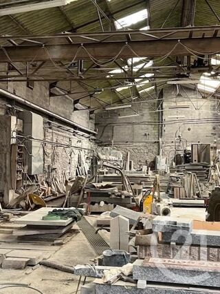  Immeuble � vendre 900 m�