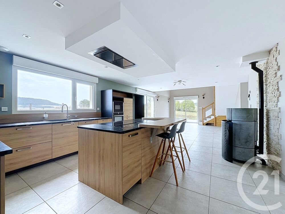 vente Maison - 8 pièce(s) - 181 m² Mandrevillars (70400)