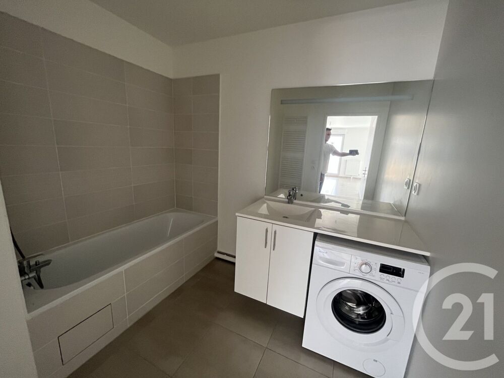 CENTURY21 COTTAGE IMMOBILIER VOUS PROPOSE A PIED DES....