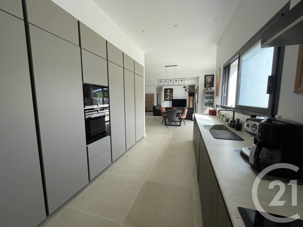 vente Maison - 5 pièce(s) - 170 m² Breuillet (17920)