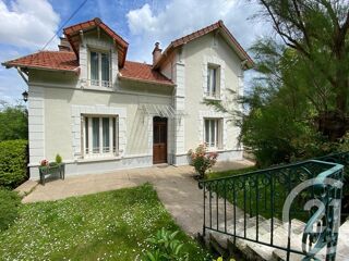  Maison à vendre 7 pièces 205 m²