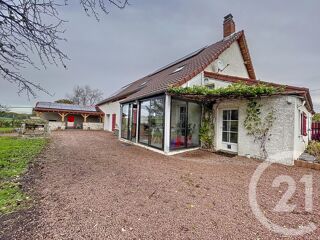  Maison  vendre 7 pices 213 m