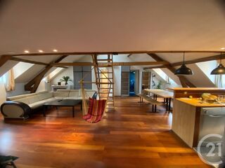 Appartement à louer 6 pièces 159 m²