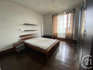  Appartement à louer 3 pièces 67 m²
