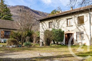 Maison 6 pièces 174 m² · à Claix · 174 m² · 325 000 €