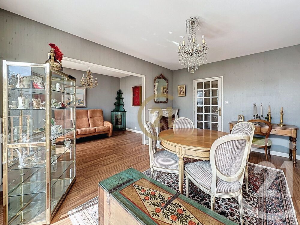 À vendre Appartement 4 pièces de 80 m² Situé a....
