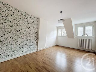  Appartement à louer 3 pièces 91 m²