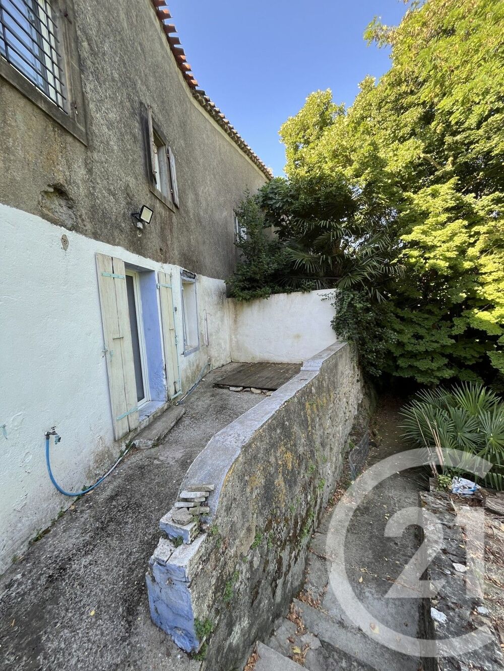 Maison à vendre, idéale pour les familles ou les couples....