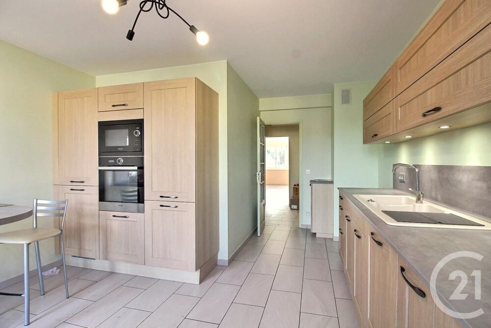 vente Appartement - 4 pièce(s) - 91 m² Château-Thierry (02400)