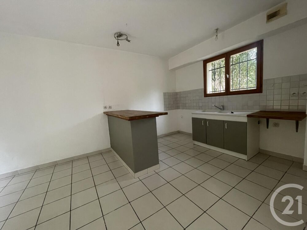 CARCASSONNE. Maison se composant d'une cuisine spaci....