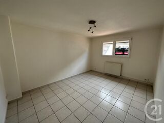  Appartement à louer 3 pièces 62 m²