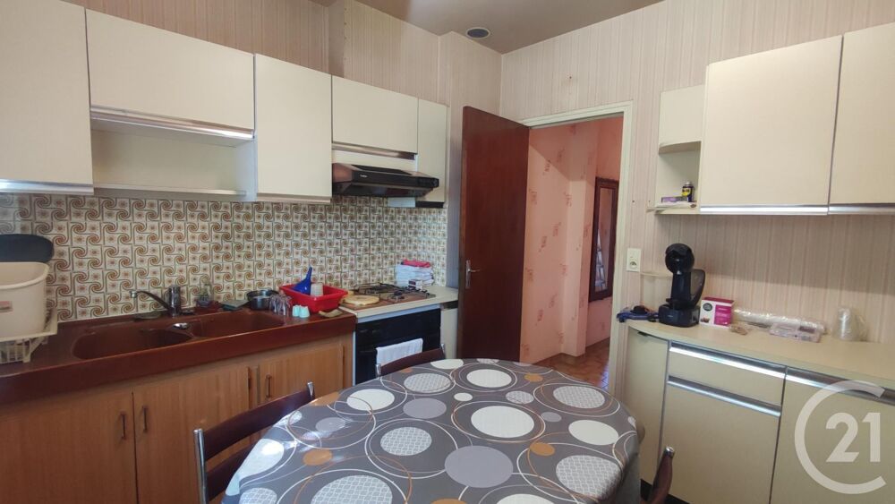 SAINT-PERE limite COSNE COURS SUR LOIRE (58), Maison sur....