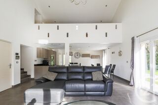  Maison � vendre 6 pi�ces 185 m�