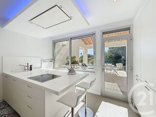  Maison à vendre 9 pièces 215 m²