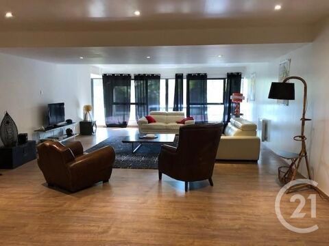  Appartement  louer 4 pices 233 m