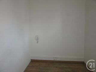  Appartement à louer 1 pièce 35 m²