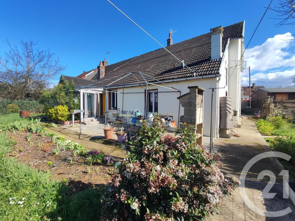 Maison 7 pièces 248 m² · à Dampierre sous Bouhy · 248 m² · 140 500 €